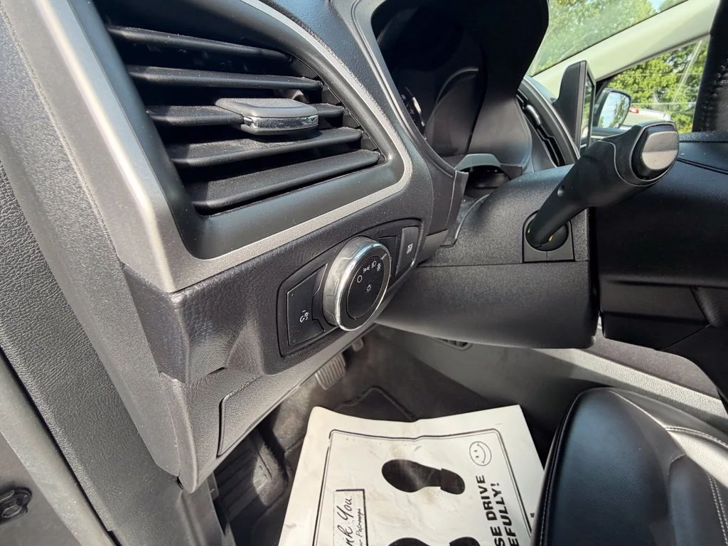 Used 2024 Gray Ford SEL image 16