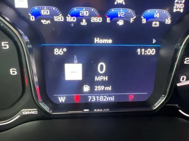 Used 2021 WHITE FROST TRICOAT GMC Denali image 5