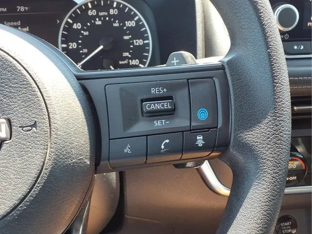 Used 2024  Nissan SV image 14