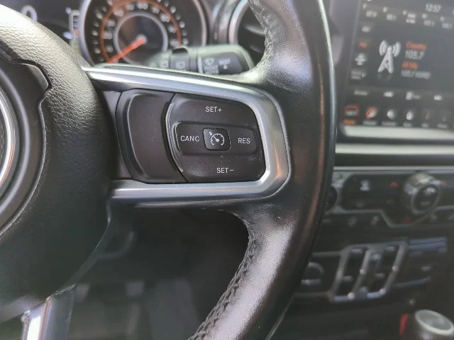 Used 2020 White Jeep Unlimited Sahara Altitude image 13