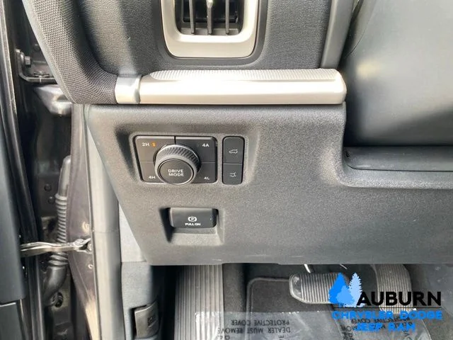 Used 2025 Gray Ford Active image 41