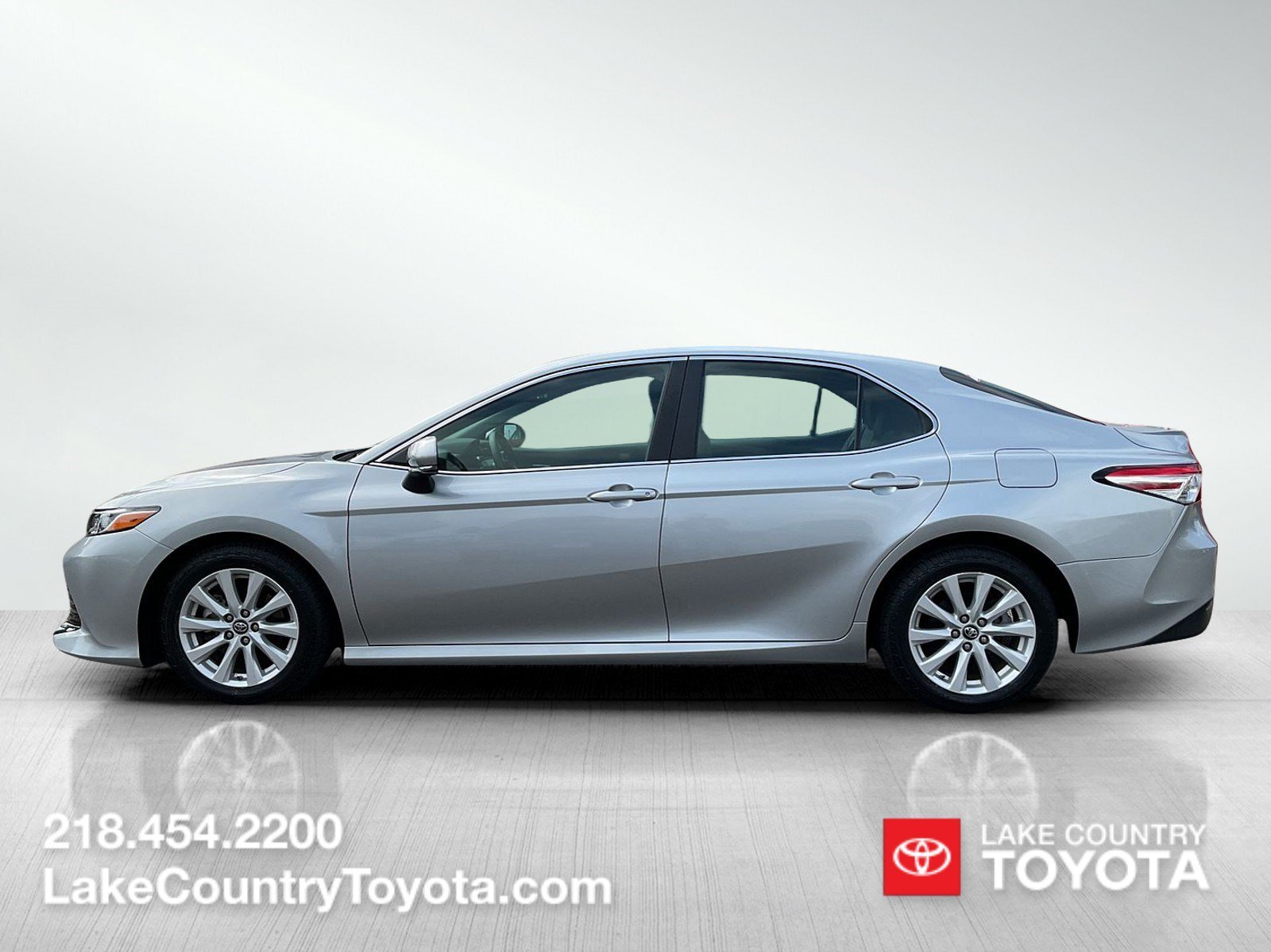 Used 2018 Toyota Camry LE with VIN 4T1B11HK6JU636039 for sale in Brainerd, Minnesota