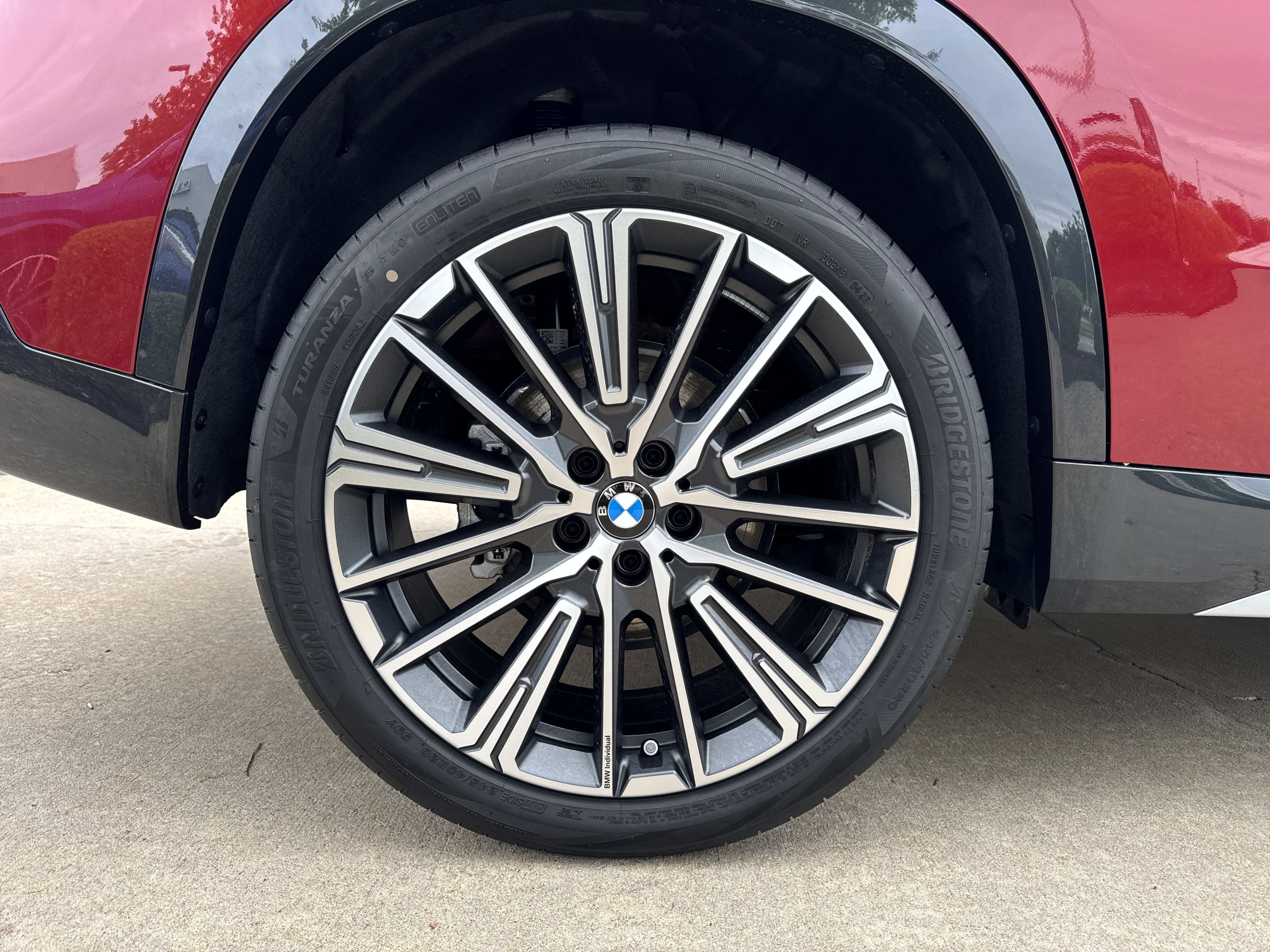 New 2026 VEGAS RED BMW xDrive28i image 27