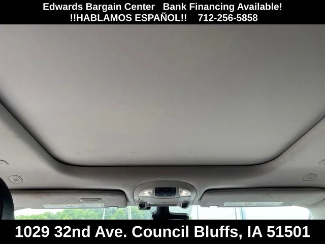 Used 2020 White Chrysler Limited image 15