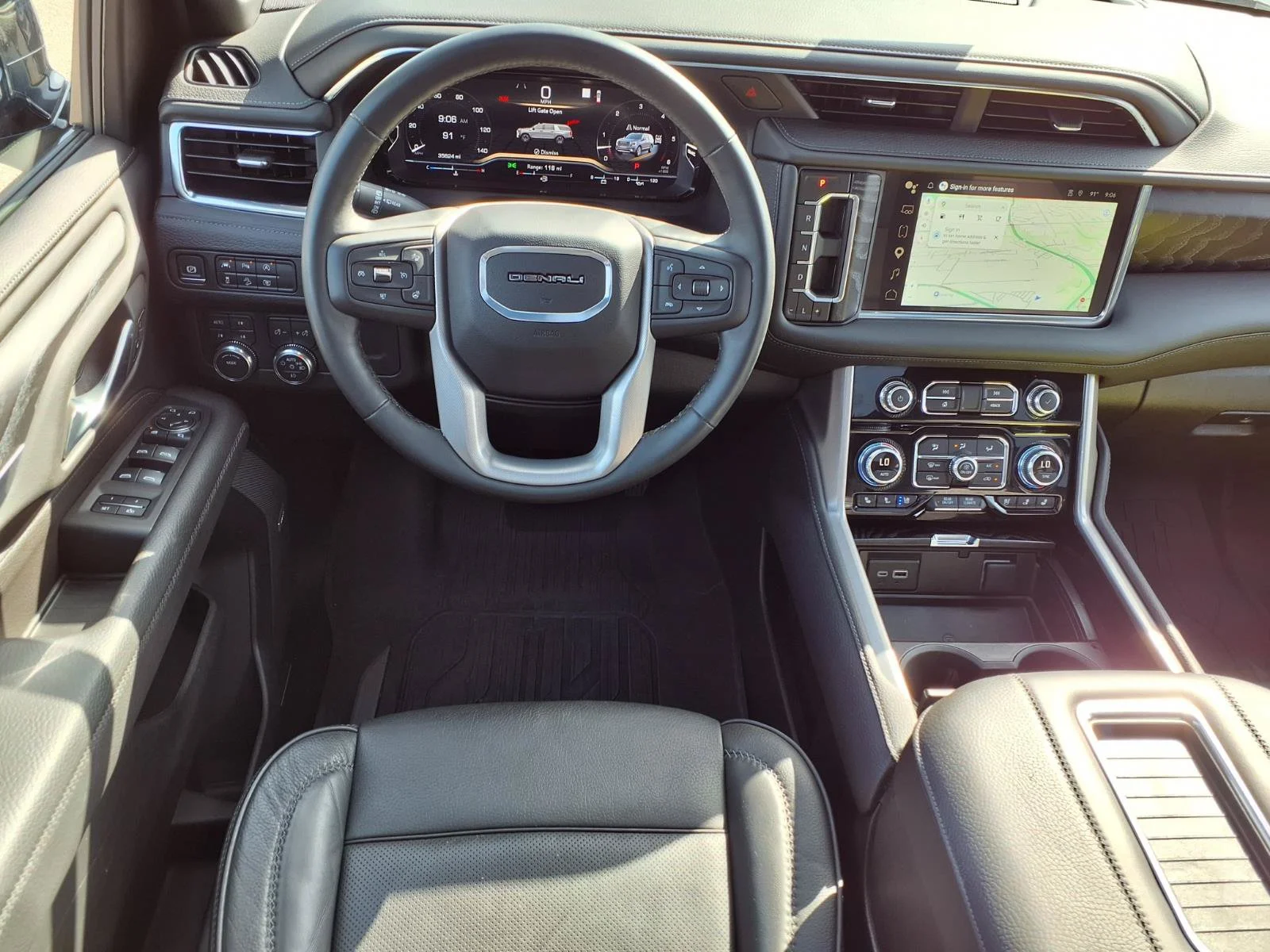 Used 2024 Onyx Black GMC Denali image 5