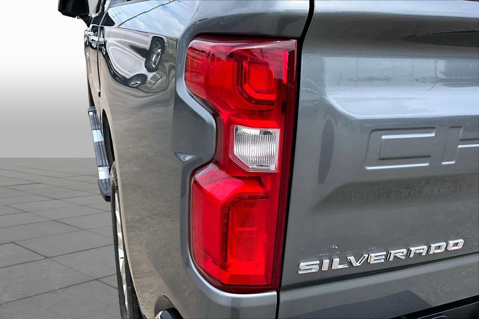 Used 2020 Satin Steel Metallic Chevrolet LTZ image 29