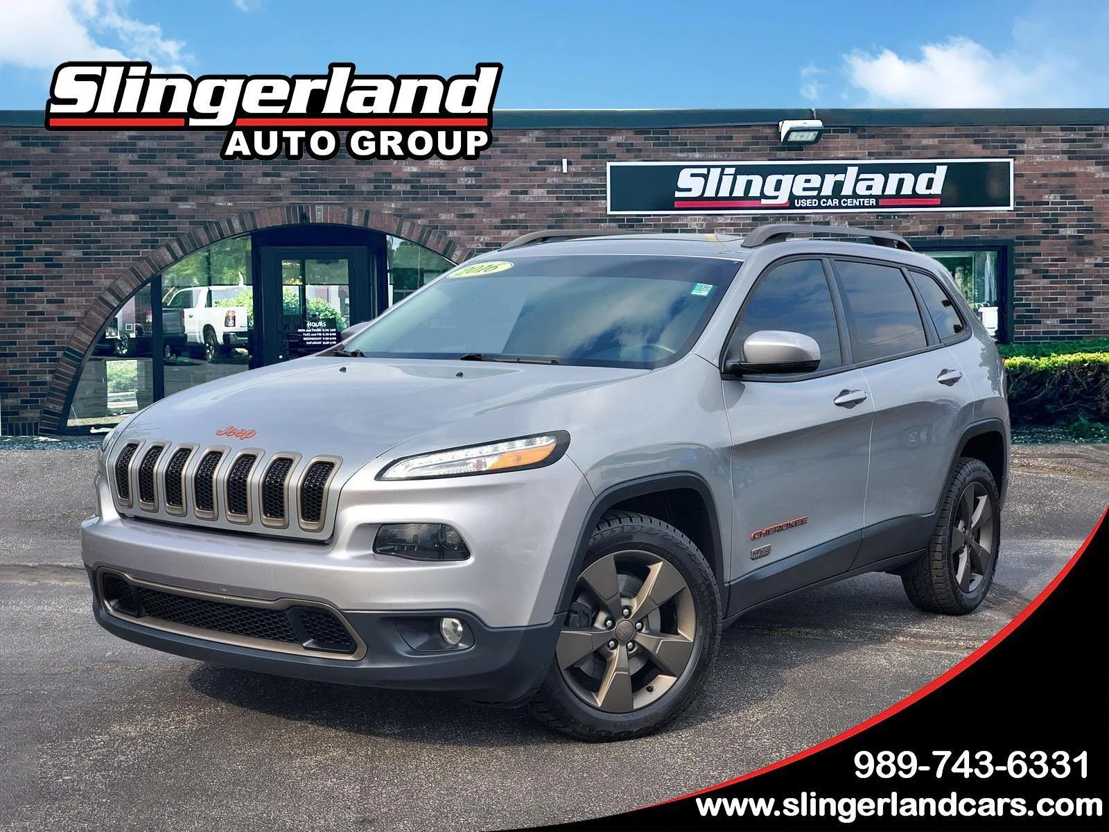 Used 2016 Billet Silver Metallic Clearcoat Jeep 75th Anniversary image 1