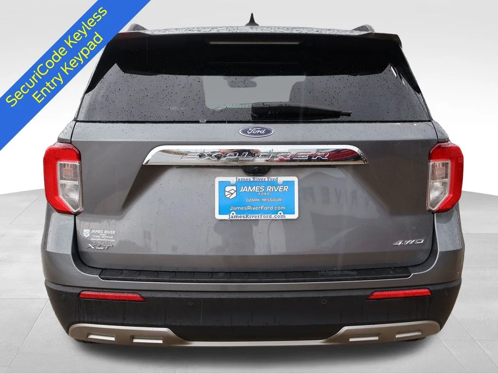 Certified Used 2023 Gray Metallic Ford XLT image 5