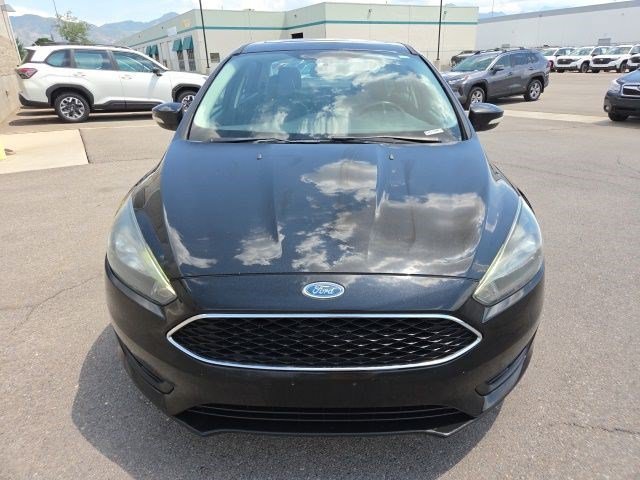 Used 2015 Black Ford SE image 9