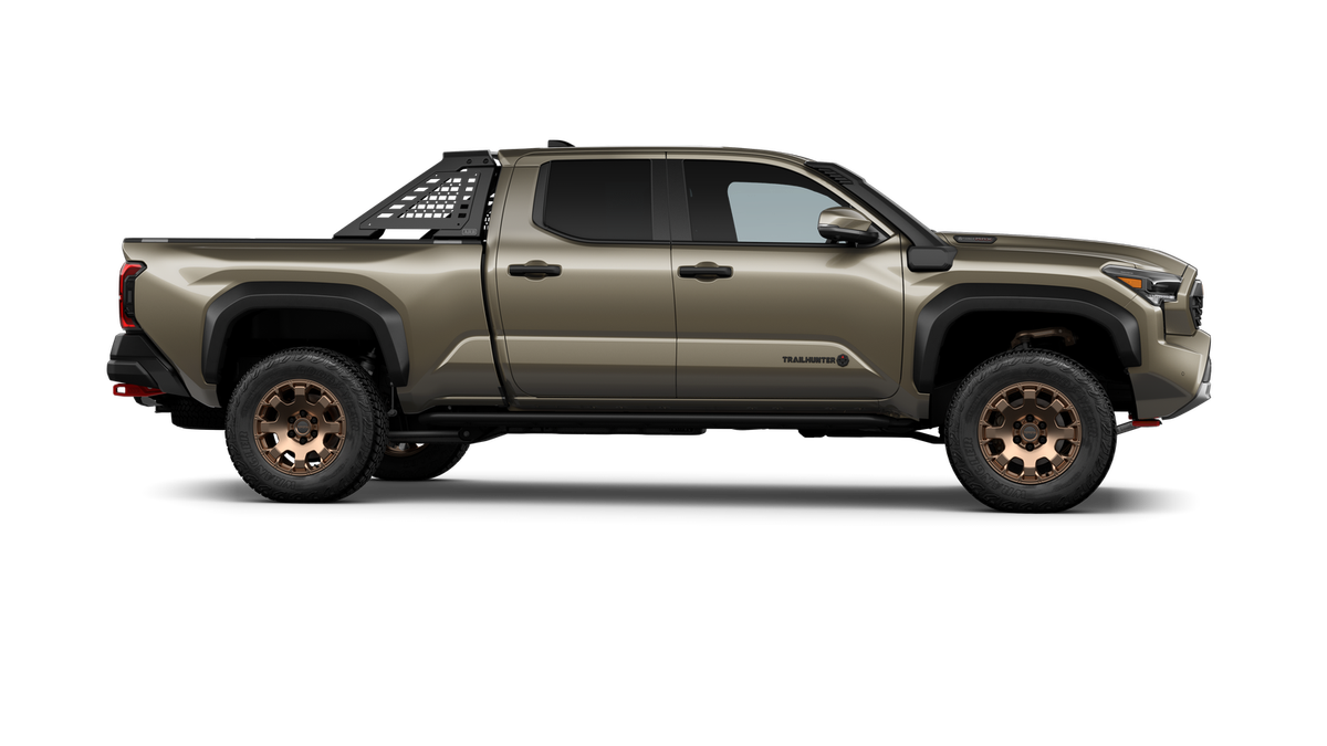 New 2026 Bronze Oxide Toyota Trailhunter image 13