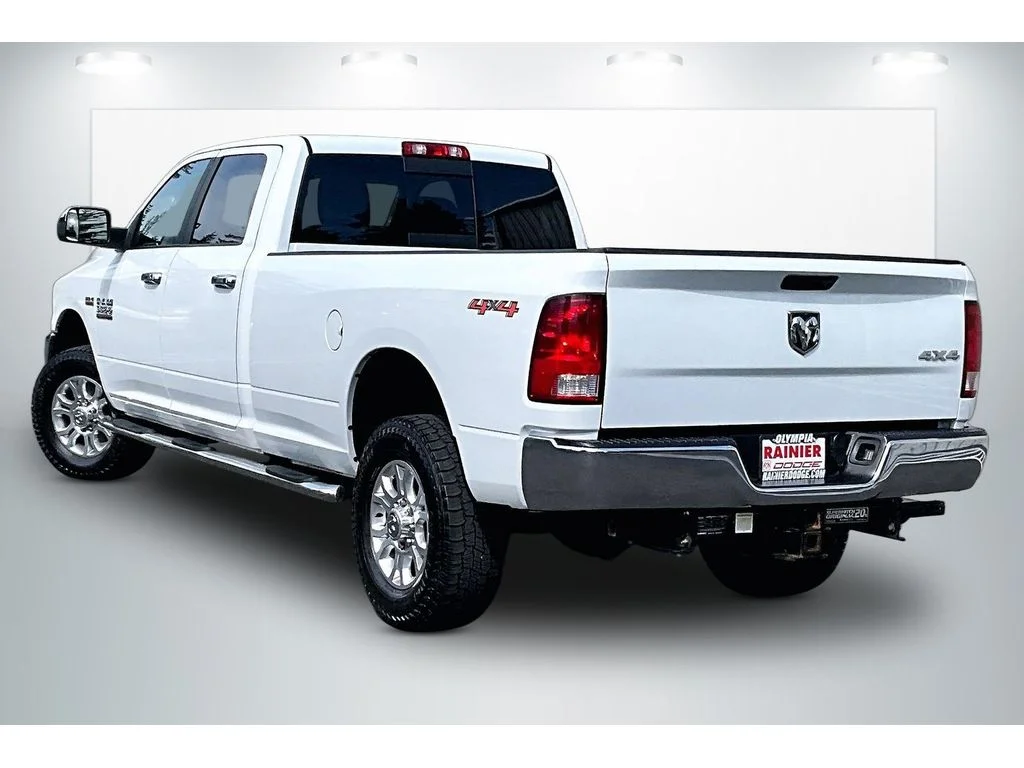 Used 2014  Ram SLT image 12