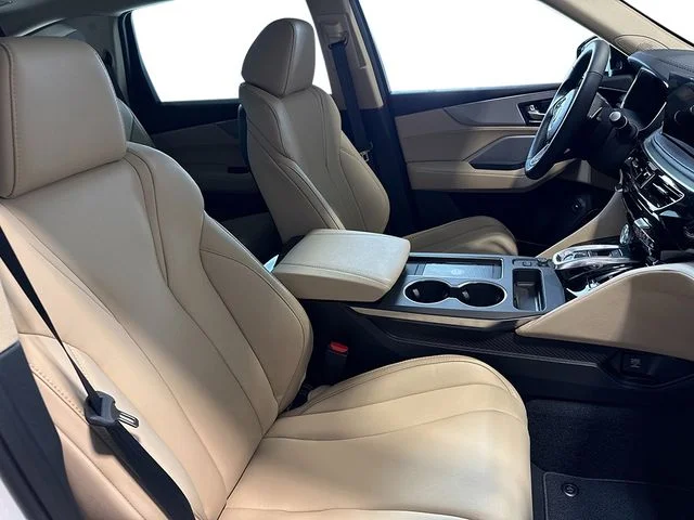 New 2026 Platinum White Pearl Acura Base image 39
