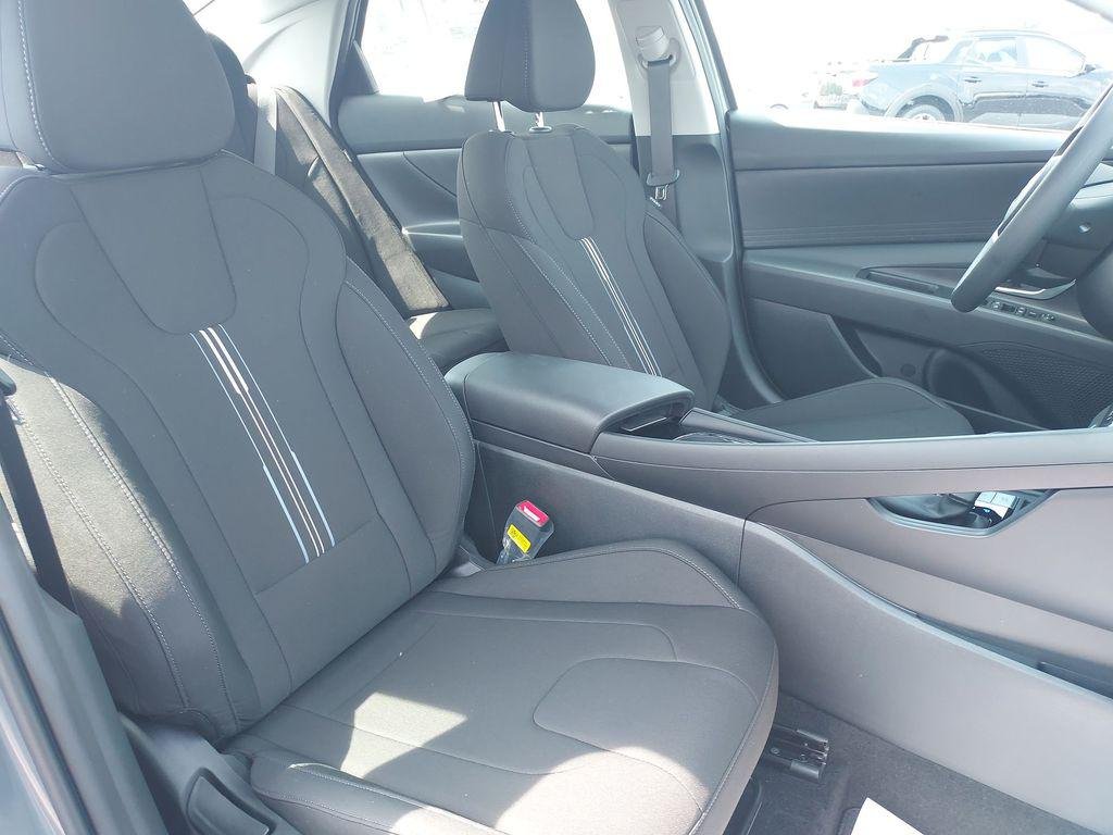 New 2026 Gray Hyundai Blue image 29