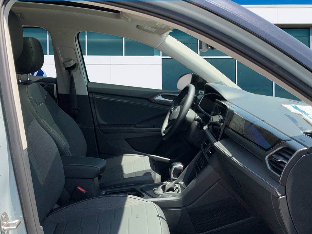 New 2026 Gray Volkswagen 1.5T SE Black image 10