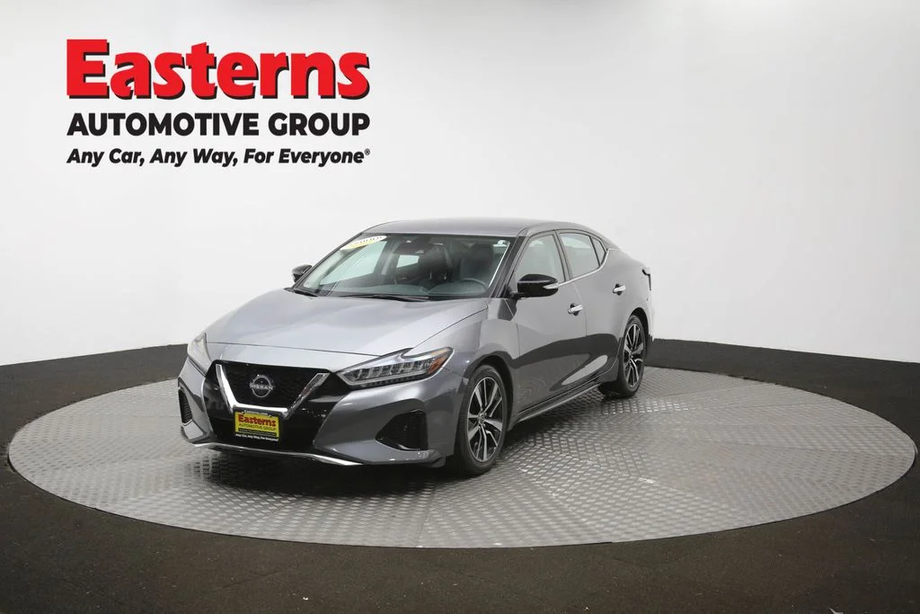 Used 2023 Gray Nissan SV image 55