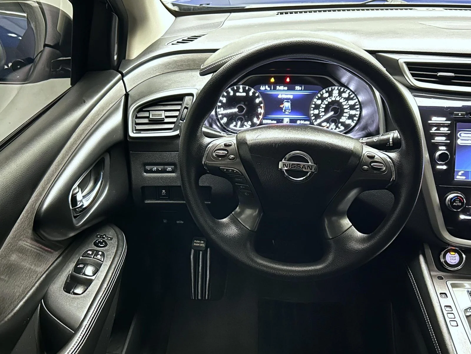 Used 2022 Blue Nissan S image 12