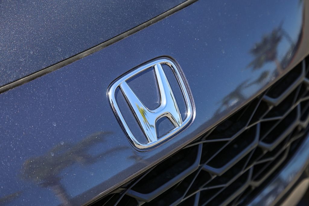 New 2027 Modern Steel Metallic Honda LX image 12