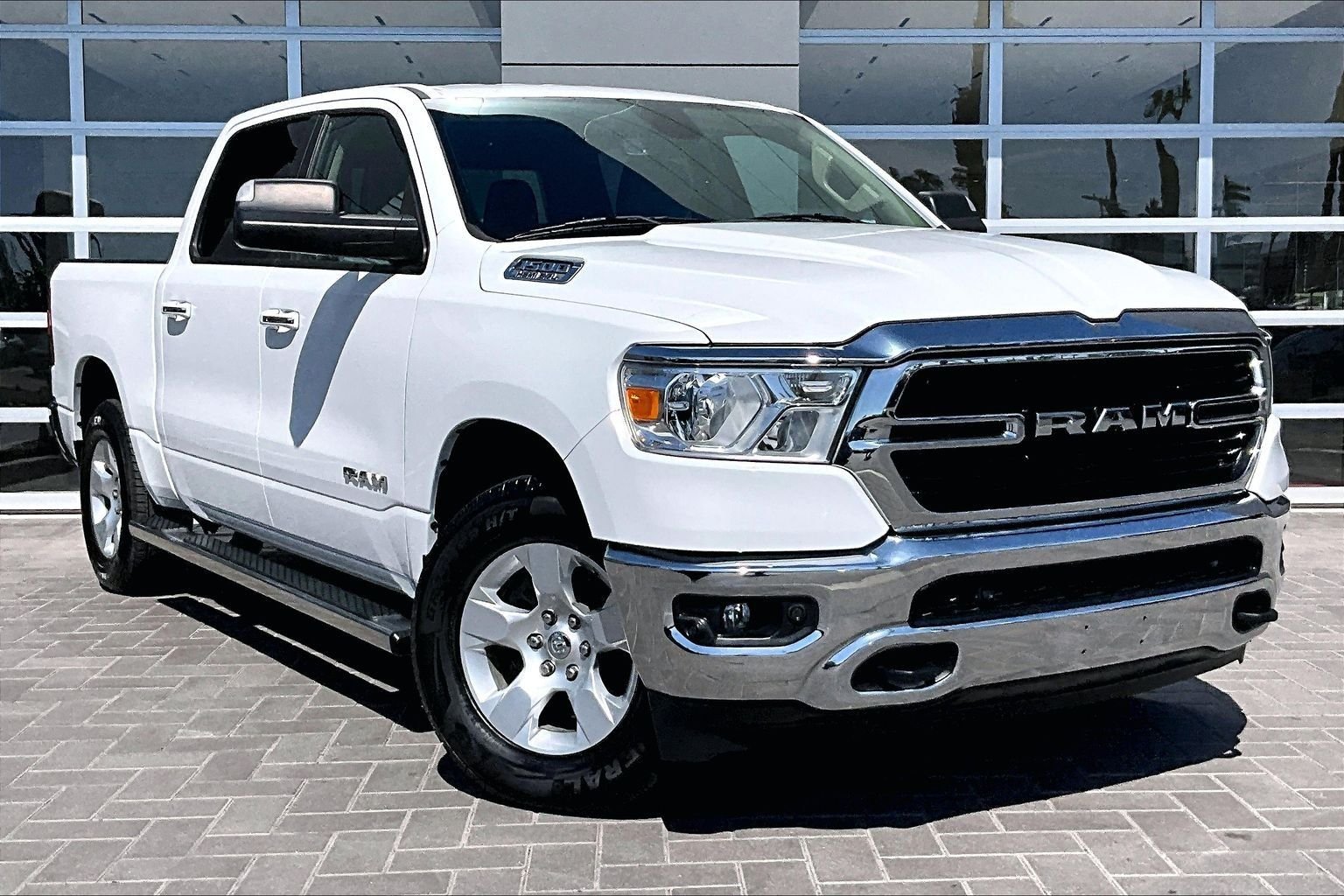 Used 2020 White Ram Big Horn/Lone Star image 3