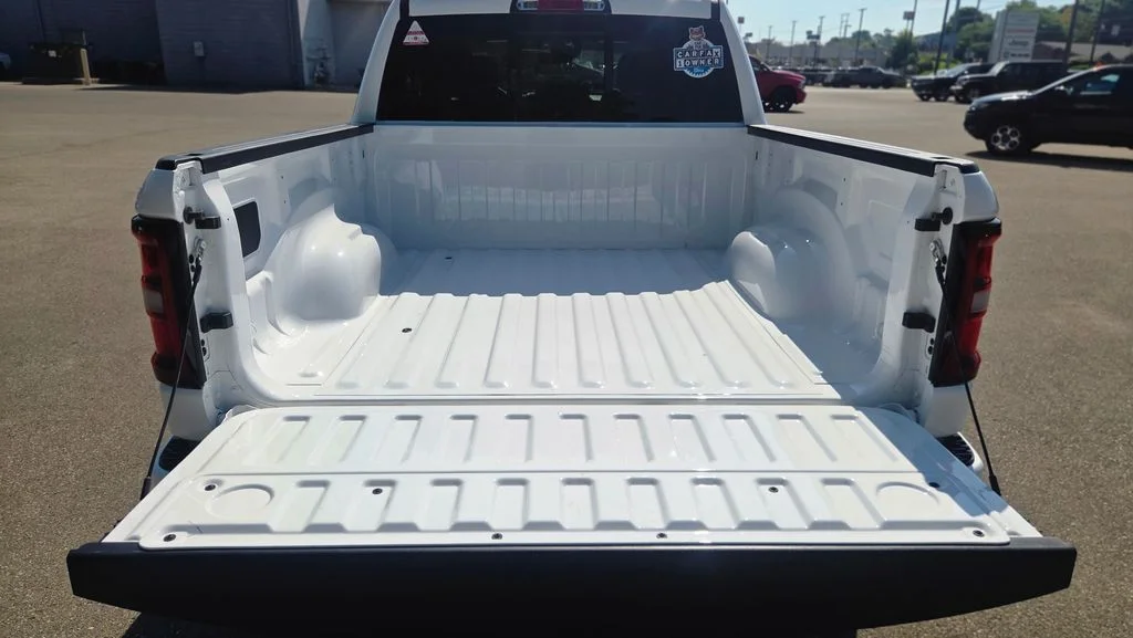 Used 2026 White Ram Big Horn/Lone Star image 9