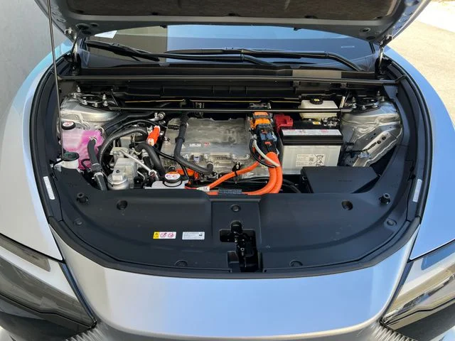 New 2026 Iridium Lexus PREMIUM image 51