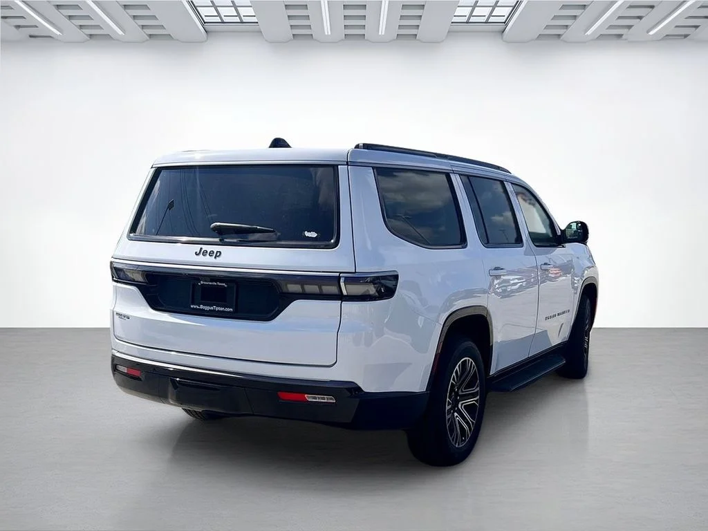 New 2026 Bright White Clear-Coat Exterior Paint Jeep  image 3