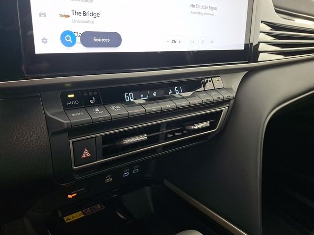 Used 2025  Toyota XSE image 20