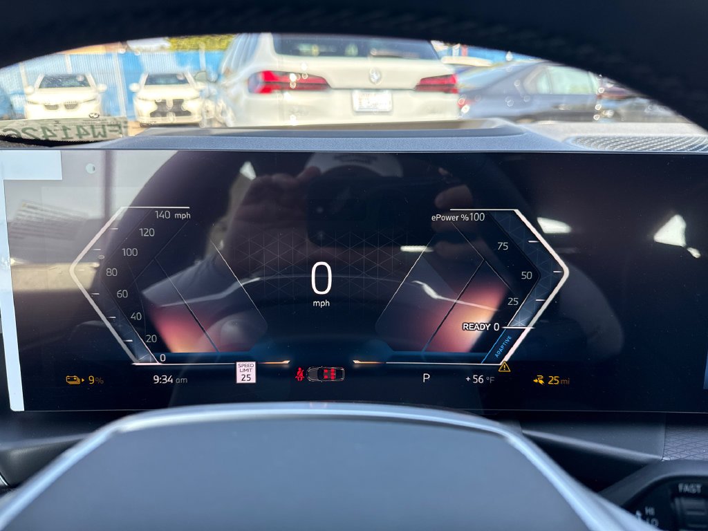 New 2026 Skyscraper Grey Metallic BMW eDrive40 image 32