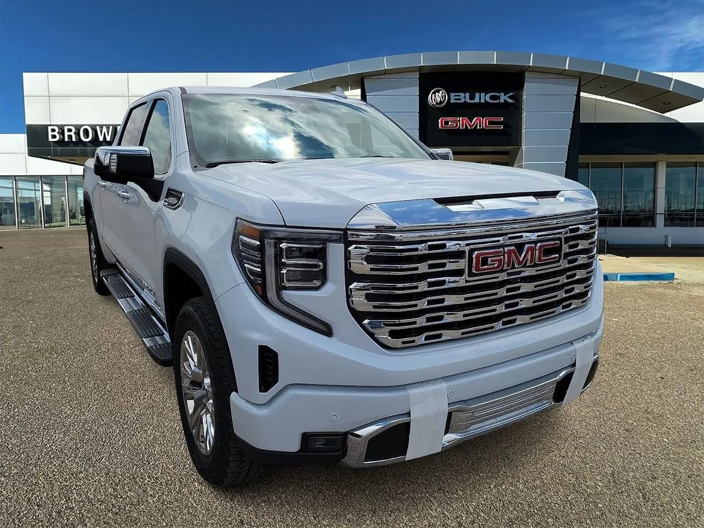 2026 GMC Sierra 4WD Crew Cab Standard Box Denali's photo