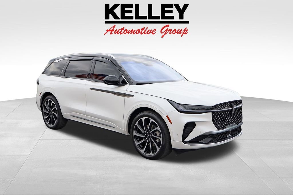 2024 Lincoln Nautilus Black Label AWD's photo
