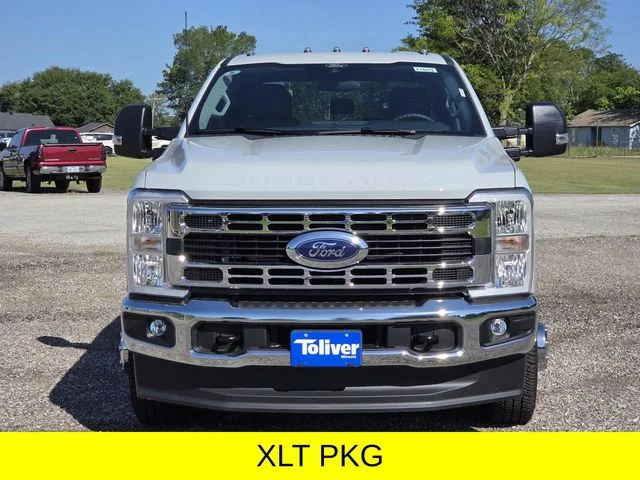New 2026 Avalanche Ford F-350® XLT image 3