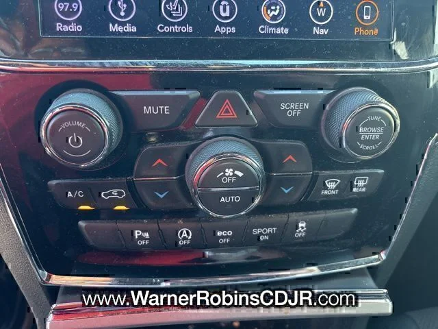 Used 2019 White Jeep Altitude image 45