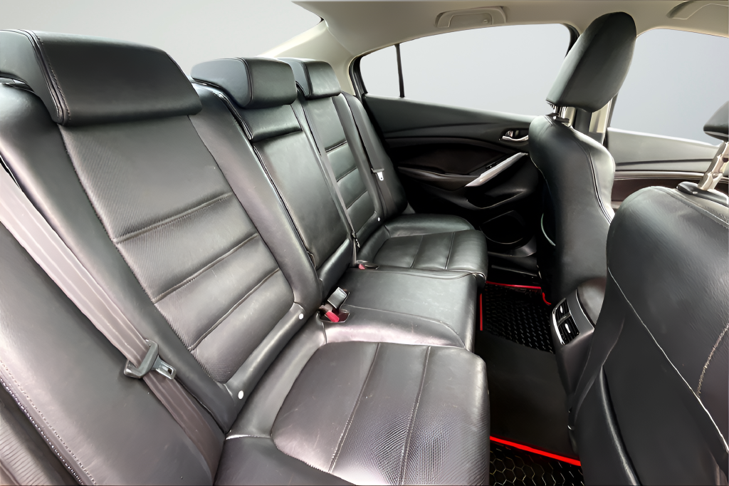 Used 2017 Red Mazda Grand Touring image 19