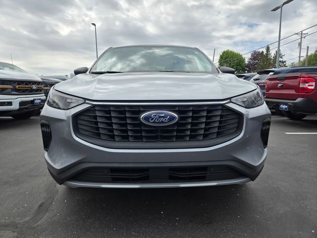 Used 2023 Iconic Silver Metallic Ford Active image 39