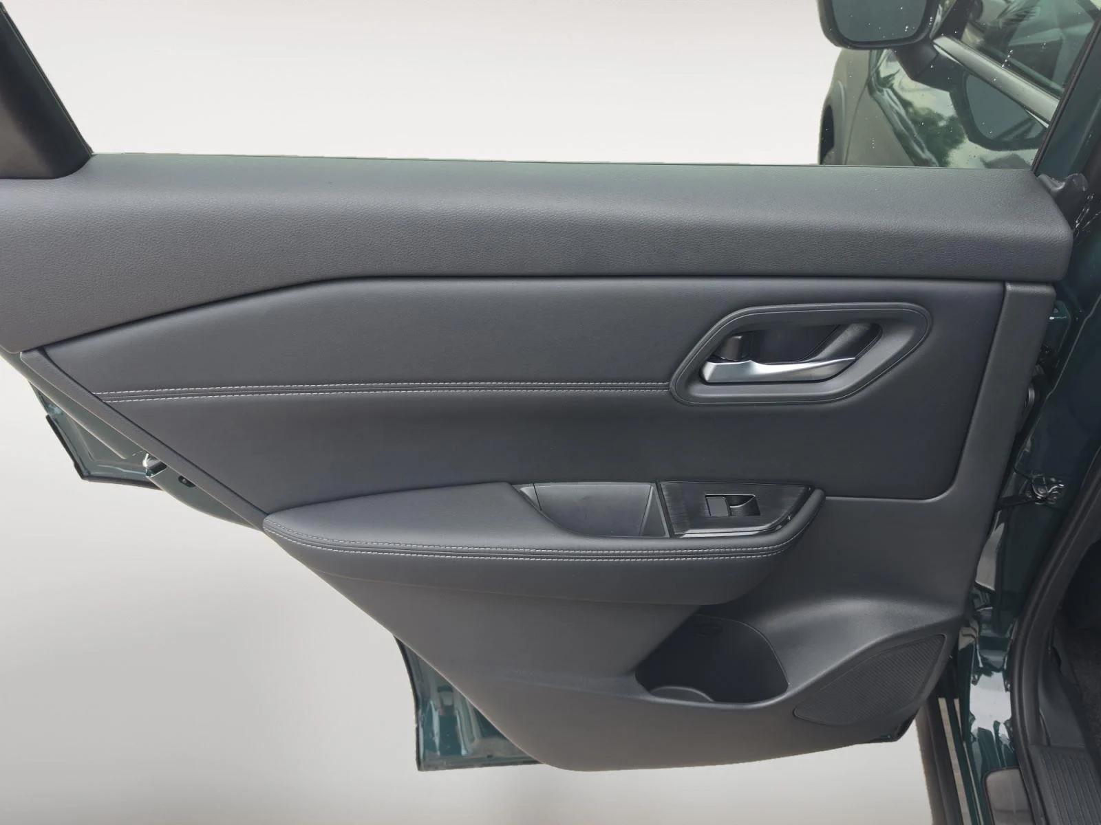 New 2026 Obsidian Green Nissan Dark Armor image 20