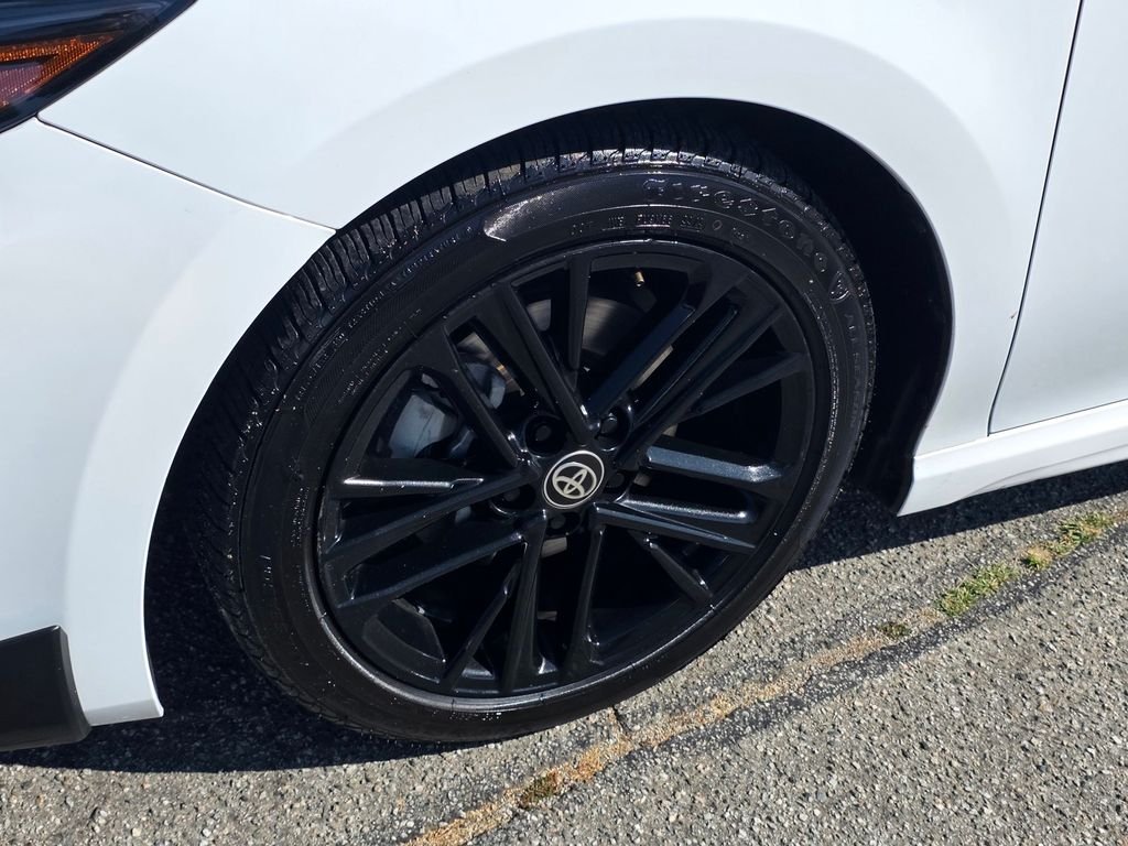 Used 2025 White Toyota SE image 11