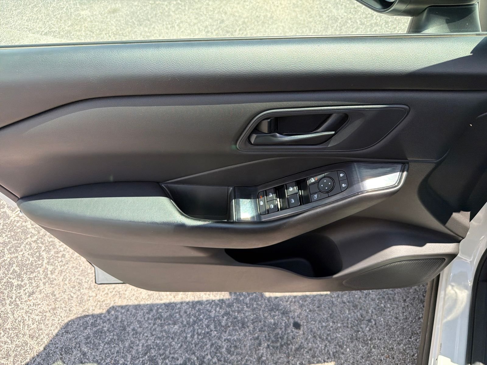 Certified Used 2024 White Nissan S image 17