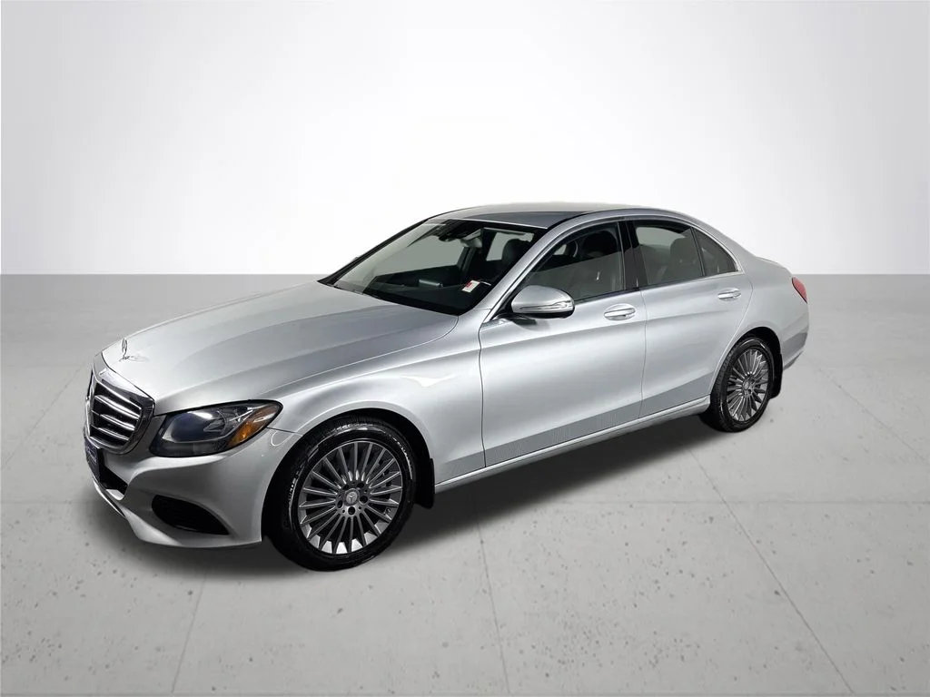 Used 2015 Silver Mercedes-Benz C 300 image 2