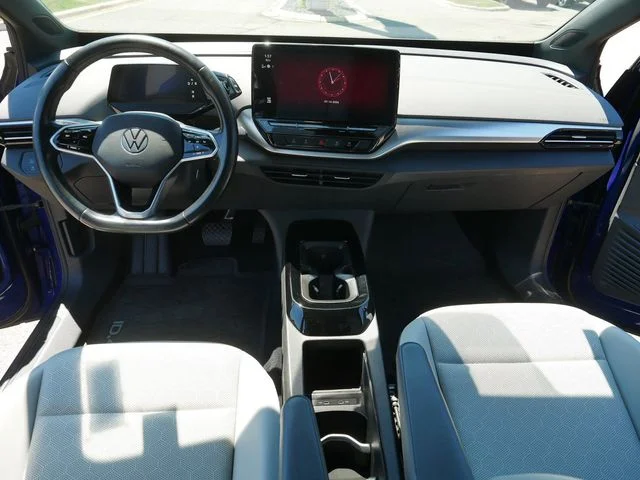 Certified Used 2021 Blue Volkswagen Pro S image 21