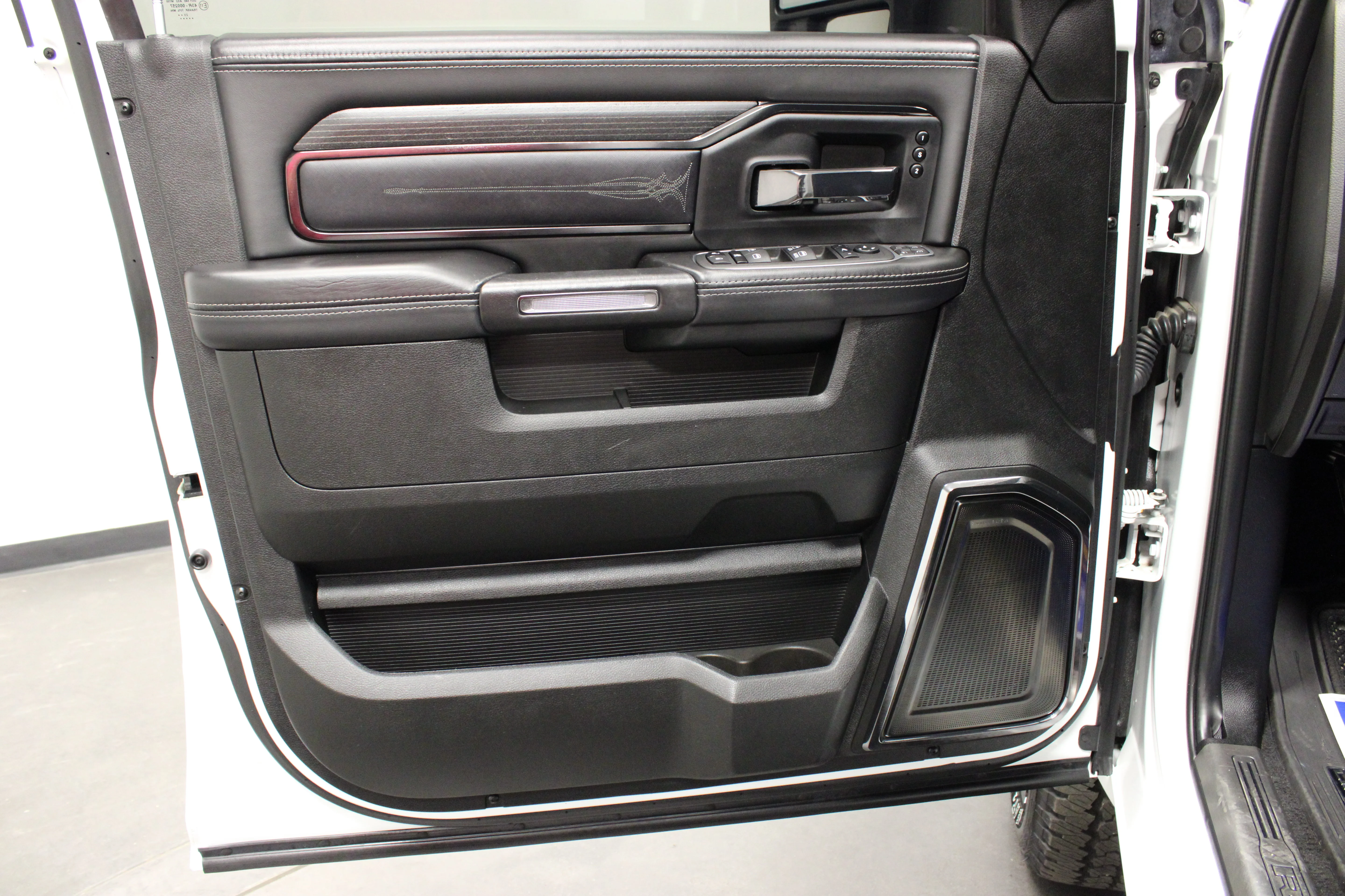 Used 2024 Bright White Clearcoat Ram Limited image 17