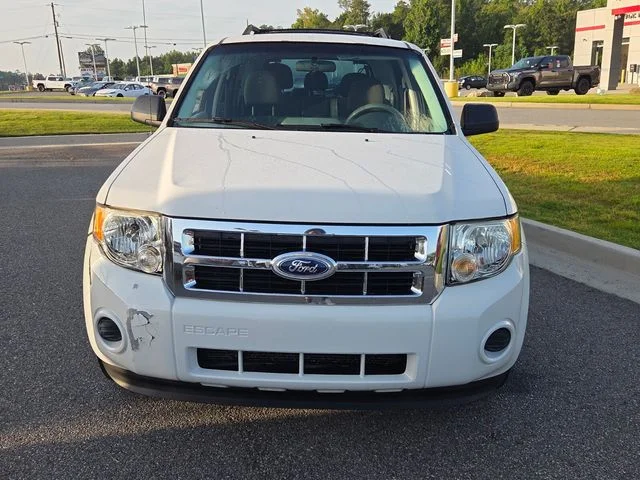 Used 2011 White Ford XLS image 2