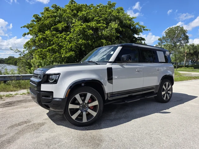 2026 Land Rover Defender P400 X