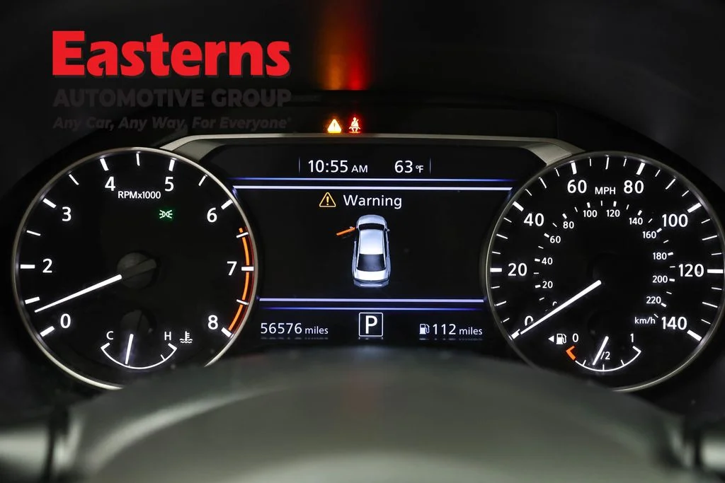 Used 2023 Gray Nissan 2.5 SR image 18