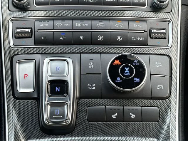 Used 2023 Black Hyundai SEL image 18