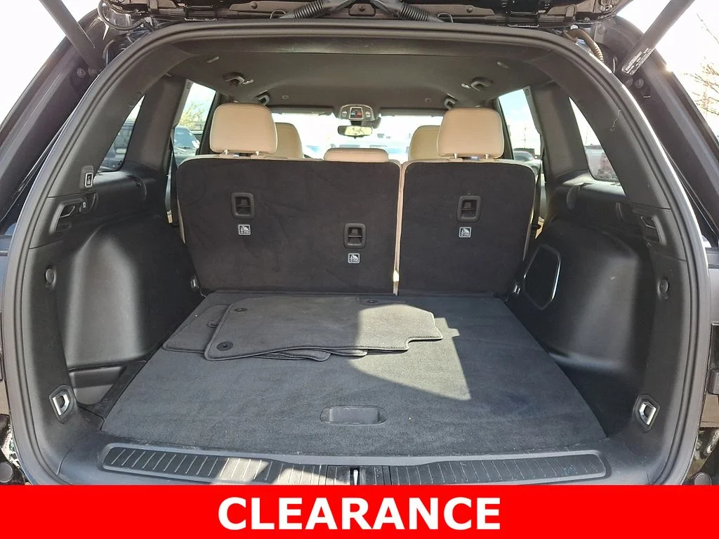 Certified Used 2023 Black Jeep Limited image 28