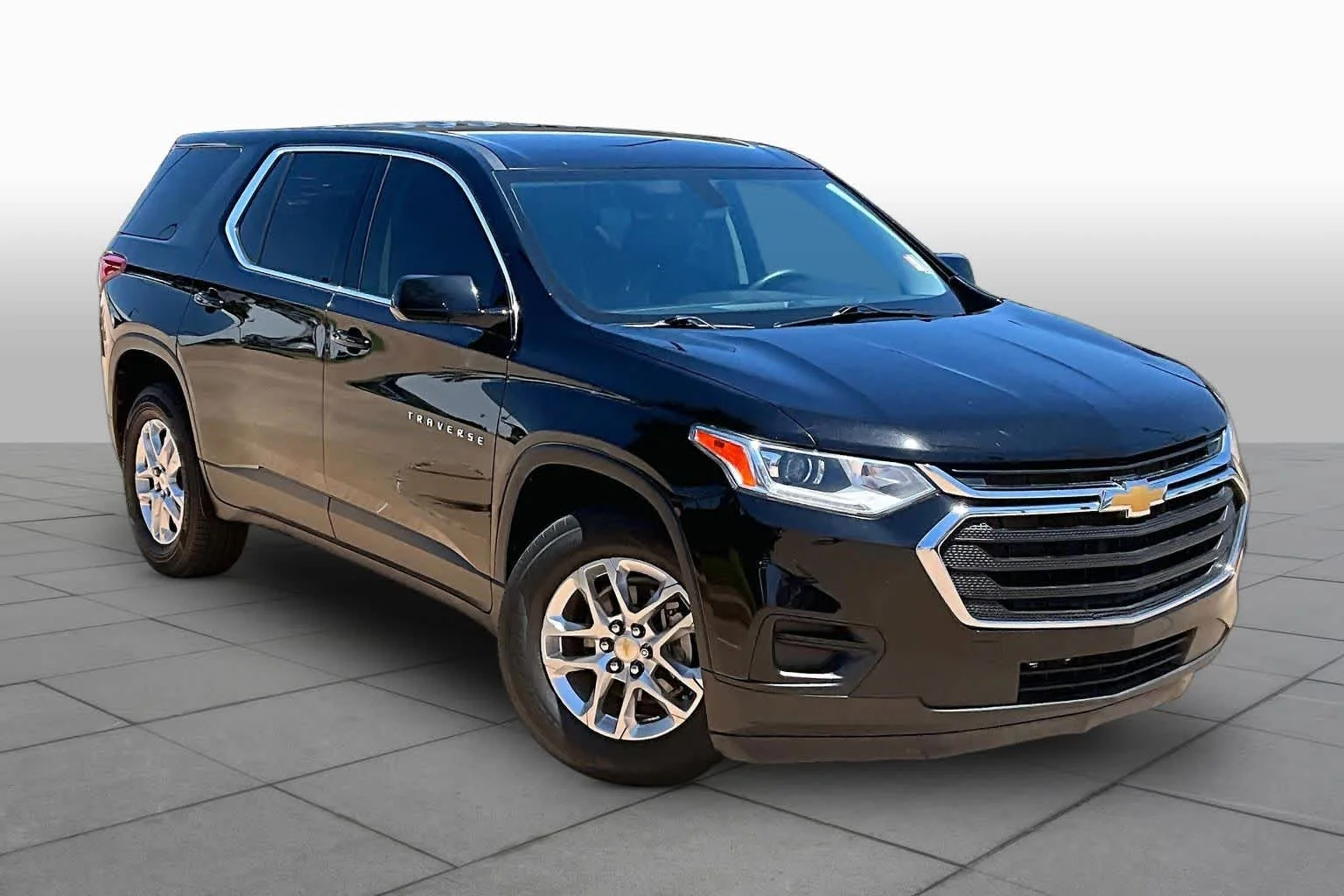 Used 2020 Mosaic Black Metallic Chevrolet LS image 3