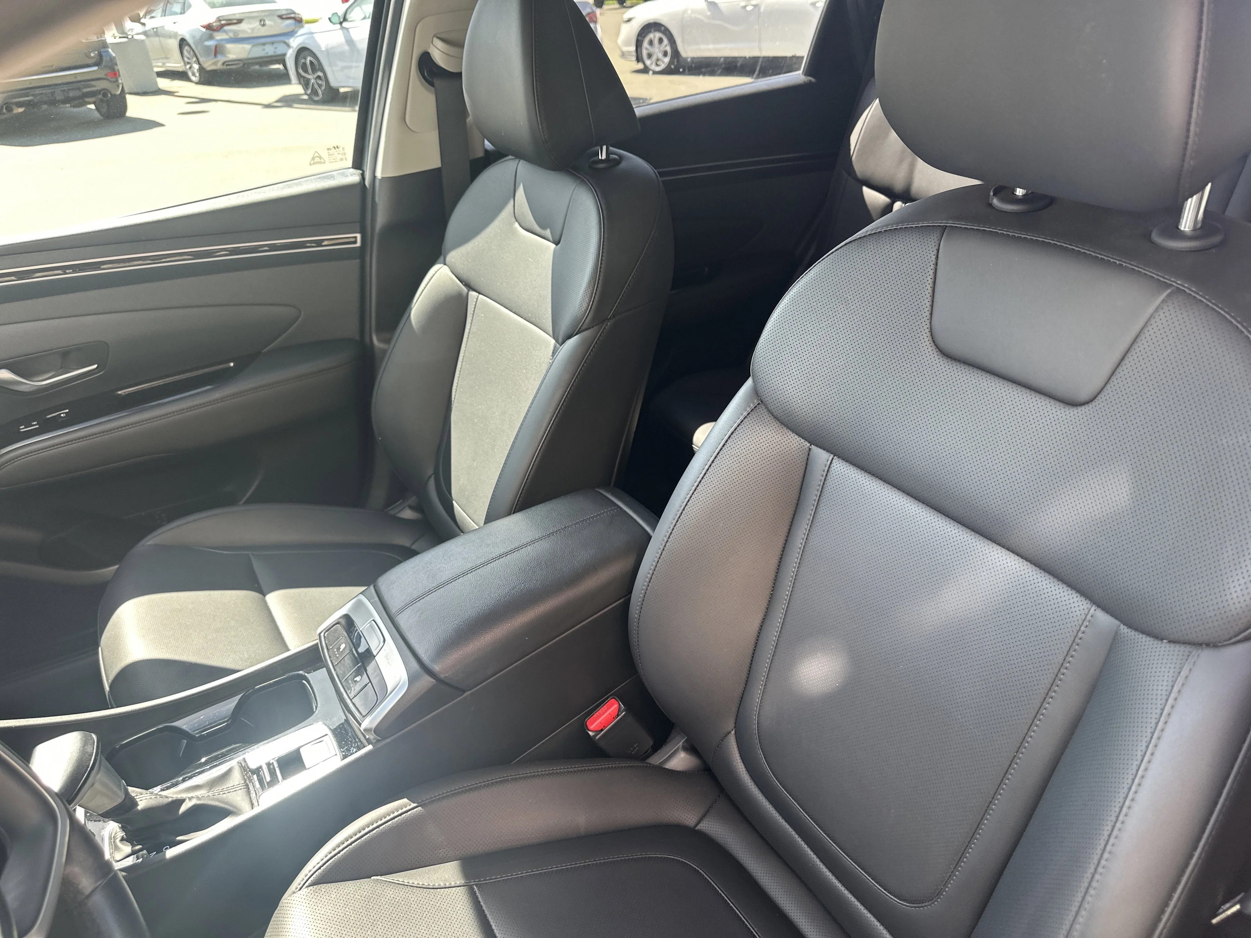 Used 2023 Amazon Gray Hyundai XRT image 21