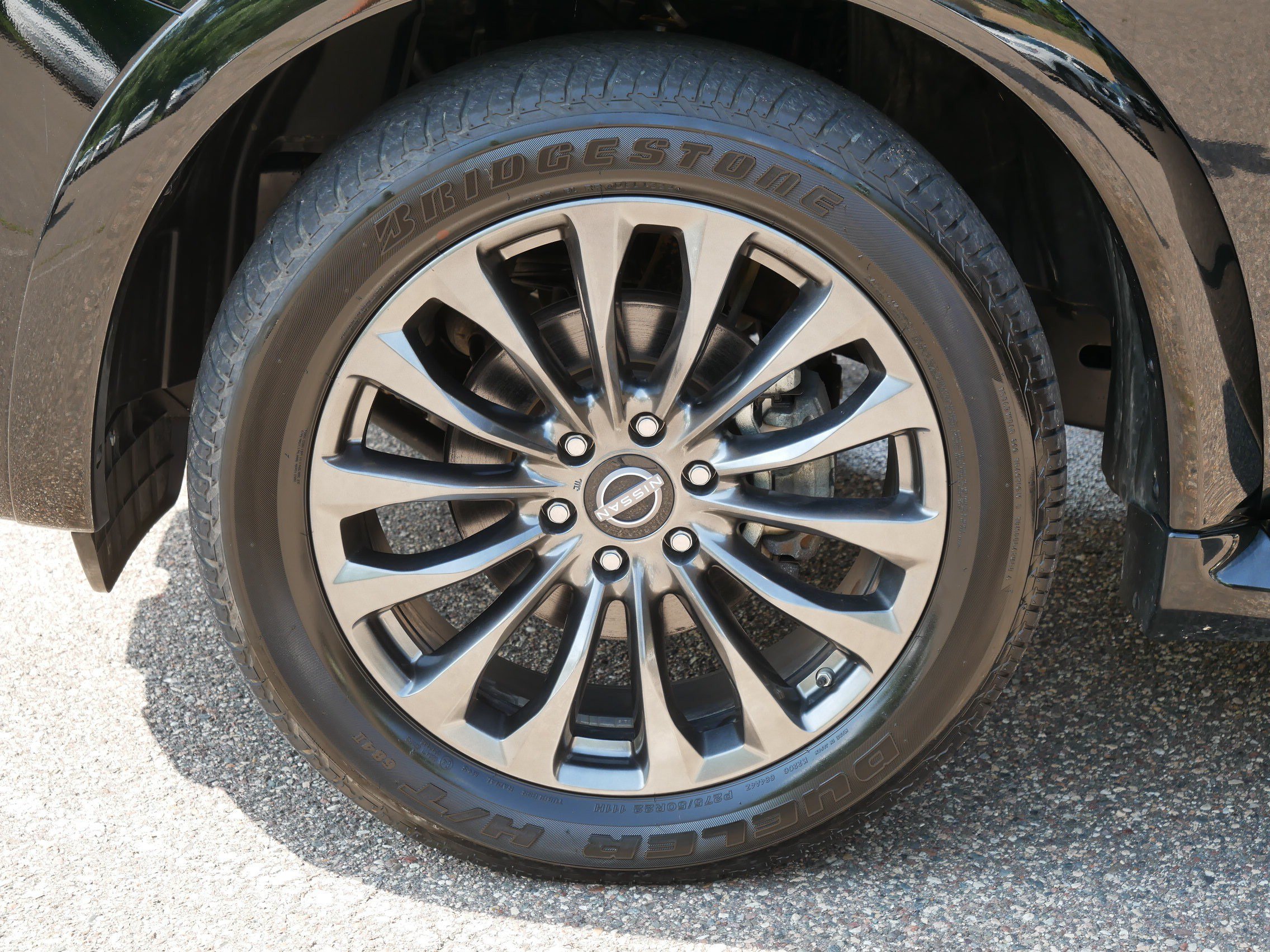 Used 2024 Super Black Nissan Platinum image 15