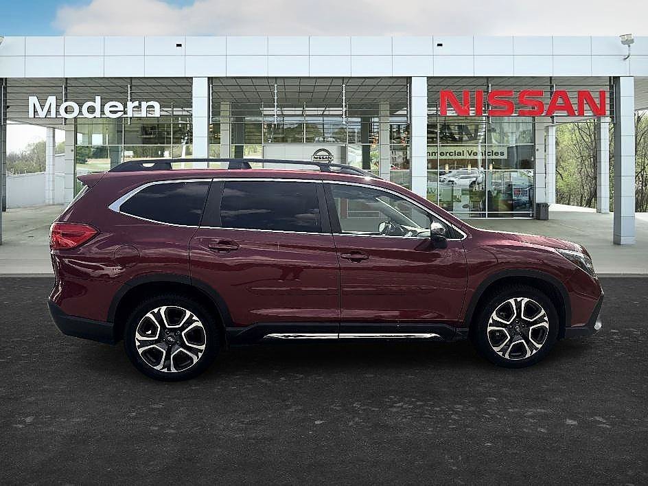 Used 2023 Crimson Red Pearl Subaru Limited image 6