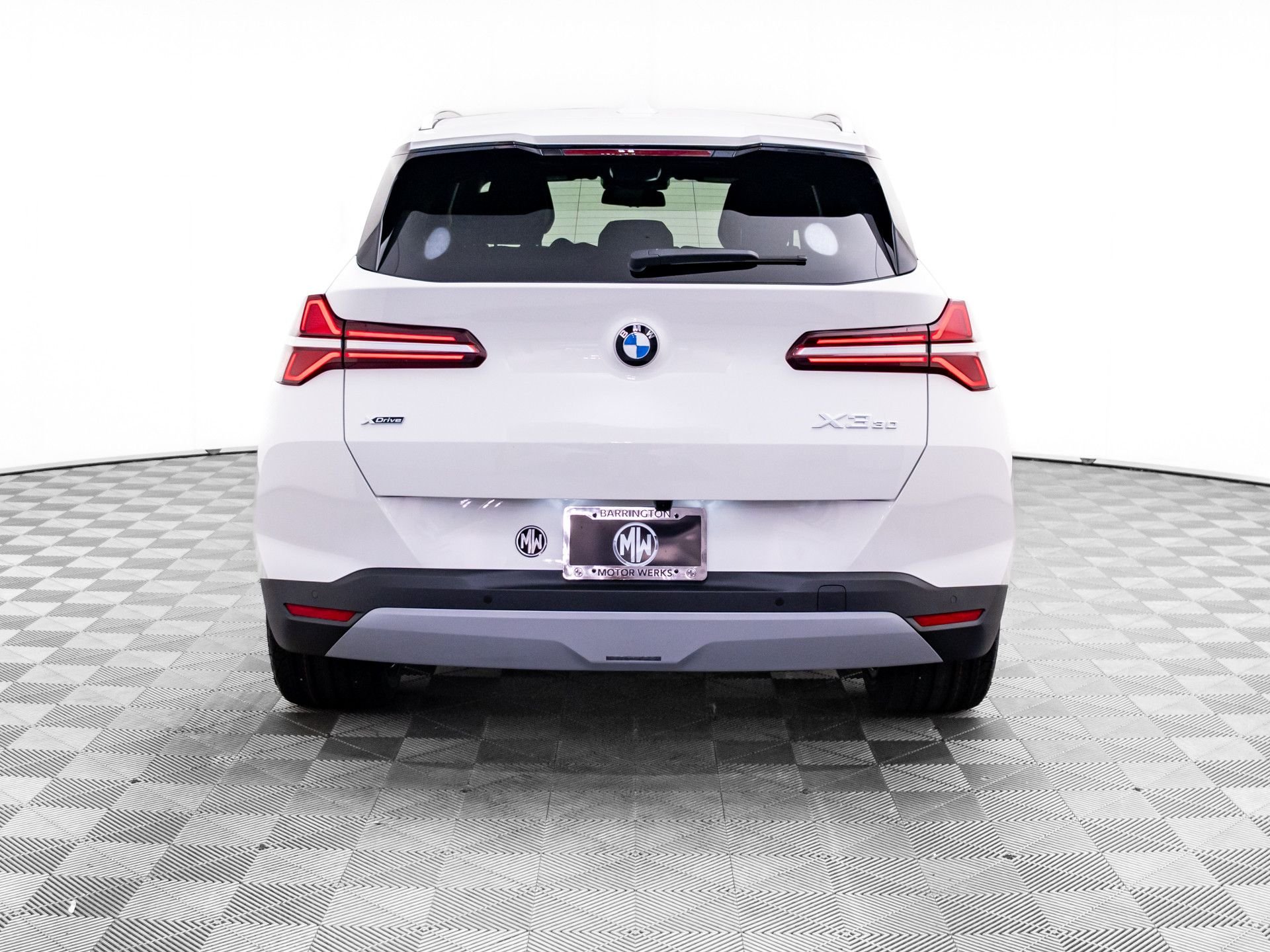 New 2026 Alpine White BMW 30 xDrive image 5