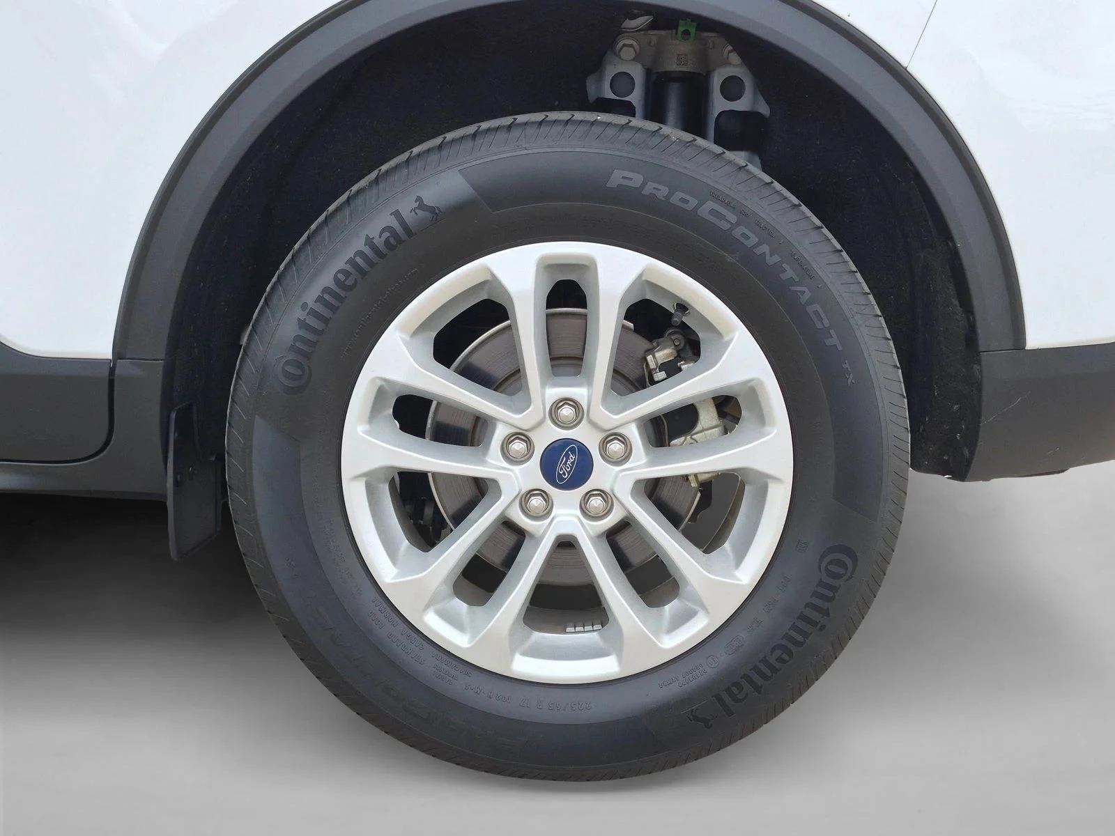 Used 2022 Oxford White Ford SE Hybrid image 22